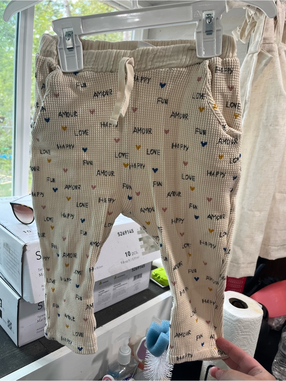 Zara Toddler Cream Ribbed Jogger Pants with Multicolor Hearts